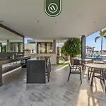 1Br Condo With Rooftop Pool - Romantic Zone