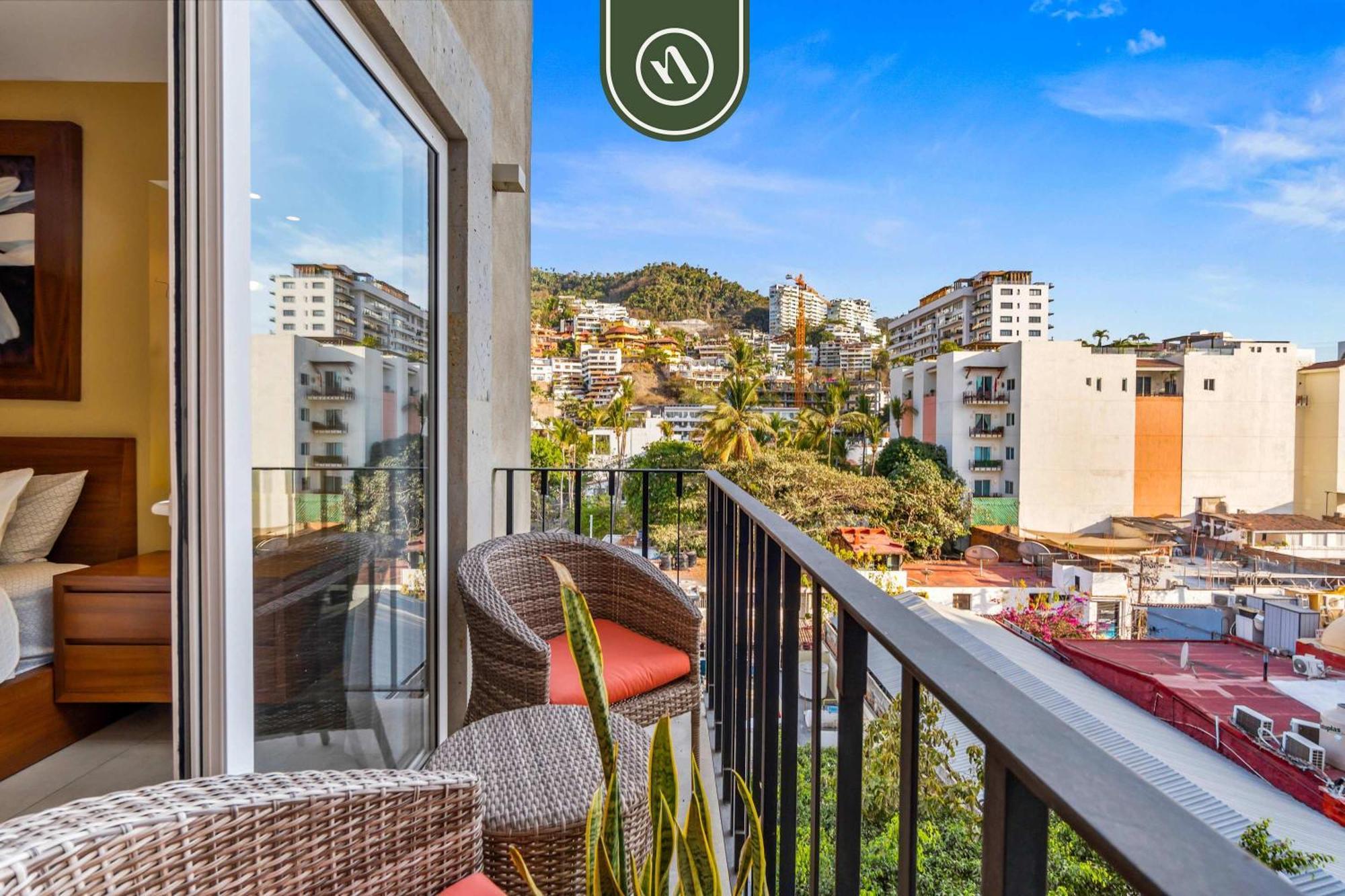 Apartment 1br With Rooftop Pool - Romantic Zone Puerto Vallarta